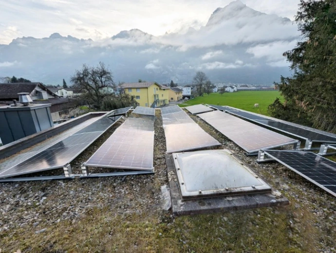Image Installation photovoltaïque réalisée avec un kit Solar Fixation